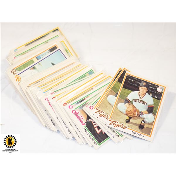 BIG LOT OF OVER 70 1970'S BASEBALL CARDS