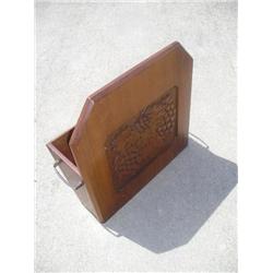 Carved wood grape pattern magazine rack