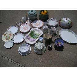 Large lot of glassware