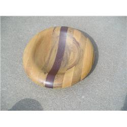 Larg wood hand made bowl