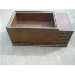 Copper lined sink? Cooker?