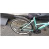 Image 2 : CCM MOUNTAIN BIKE