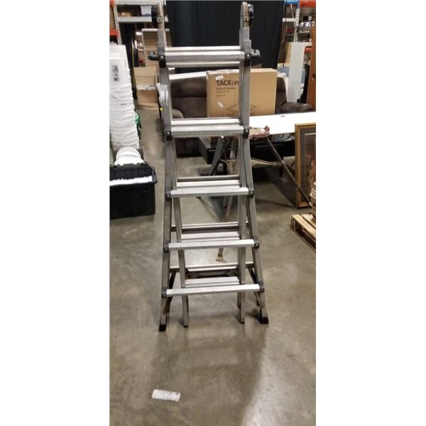 ADJUSTABLE LADDER