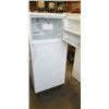 Image 2 : WHITE FRIGIDAIRE FRIDGE, WORKING