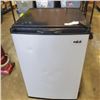 Image 2 : RCA MINI FRIDGE W/ BUILT IN FREEZER - WORKING