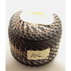 3" tall baleen basket with whale fin on lid made by Lilly Hank (2)