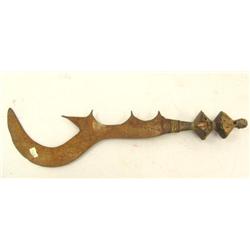 Large old African knife (100)