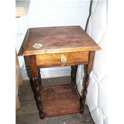 23" tall lamp table (42)