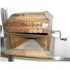 Image 1 : Old hand crank phonograph in oak case in very poor condition (41)