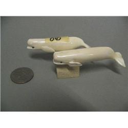 Pair of beluga whales 3" white ivory y Mike Seaganna, stock #291c (2)