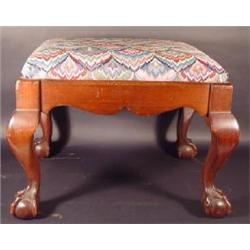 CHIPPENDALE STYLED MAHOGANY RECTANGULAR FOOTSTOOL