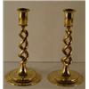 Image 1 : PAIR OF ENGLISH BRASS SPIRAL TWISTED COLUMNAR CANDLESTICKS