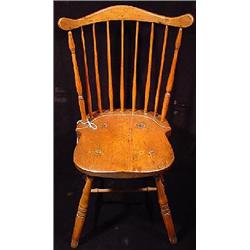 WINDSOR SEVEN SPINDLE FAN BACK SIDE CHAIR