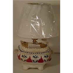 A LEEDS STYLE EARTHENWARE SUGAR BOWL