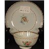 Image 1 : CHINESE EXPORT PORCELAIN HANDLE-LESS TEA CUP AND MATCHING SAUCER