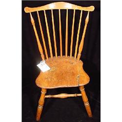 WINDSOR SEVEN SPINDLE-BACK SIDE CHAIR