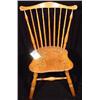 Image 1 : WINDSOR SEVEN SPINDLE-BACK SIDE CHAIR