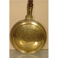 ENGRAVED / PIERCED BRASS PAN BED WARMER