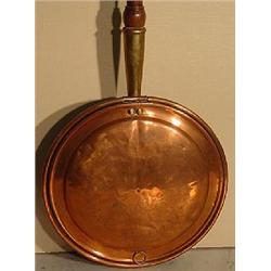 ENGRAVED COPPER PAN BED WARMER