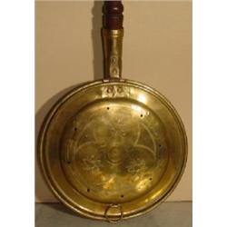 ENGRAVED / PIERCED BRASS PAN BED WARMER