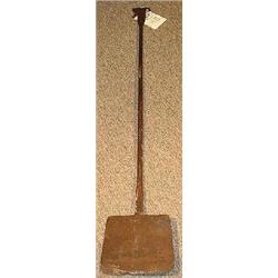 HAND WROUGHT-IRON PEEL