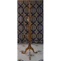 QUEEN ANN, PENNSYLVANIA DUTCH CURLEY / TIGER STRIPED MAPLE HALL TREE