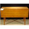 Image 1 : HEPPLEWHITE MAPLE FOUR LEGGED GATE-LEGGED DROP LEAF TABLE