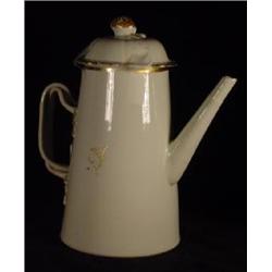 CHINESE EXPORT PORCELAIN COFFEE POT