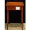 Image 1 : A SHERATON SOLID CHERRY WOOD LAMP OR END TABLE