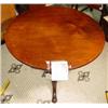 Image 1 : QUEEN ANN ROUND MAHOGANY TILT-TOP TABLE