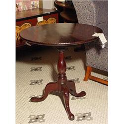 QUEEN ANN ROUND MAHOGANY BIRD-CAGE TILT-TOP TABLE