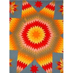 A HAND-SEWN PENNSYLVANIA DUTCH PATCHWORK QUILT