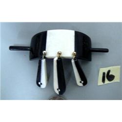 Ivory and baleen hair barrette(2)