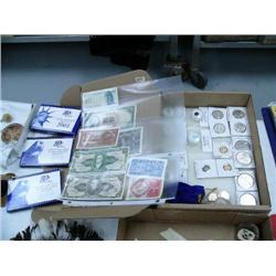 Collection of coins- 2 2-1/2 peso gold Mexican coins dated 1945; 1853 seated Liberty dime; 1882 CC s