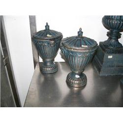 Pair of cast iron covered pots (500)