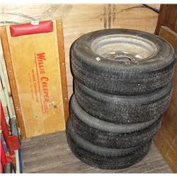 Creeper; set of 4 P 205-70 R 15 tires and wheels (49)