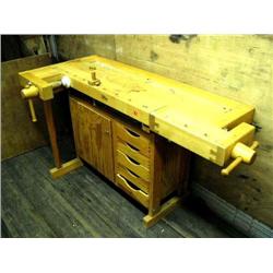 Carpenter's bench (49)