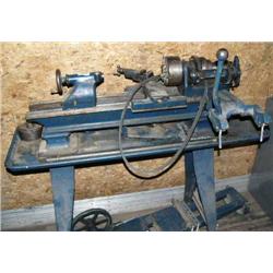 Metal worker's lathe (49)