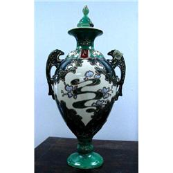 Old Chinese vase approx. 17" tall (46)