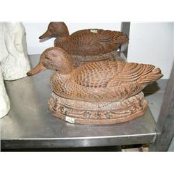 CHOICE on 2 cast iron duck door stops (500)