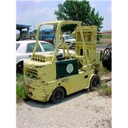 1967 Clark Forklift (Bad Motor)