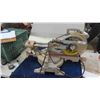 Image 1 : 10" Sliding Mitre Saw 15 Amp - Works