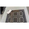 Image 3 : Cast Heater Grate - Vintage 16" x 20" 