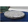 Image 4 : Granite Lazy Suzie - 18" Diameter