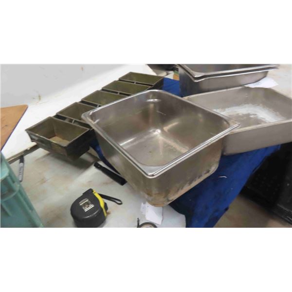 4 Stainless Steel Tubs & 5 Baking / Loaf Pans