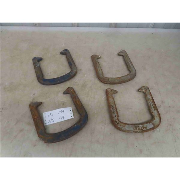Set of Metal Horse Shoes - (game)