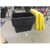 Image 5 : 7 Large Totes with Lids - 102L