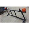 Image 6 : Pick UP Truck Headache Rack with Beacon 25.5" x 70"