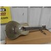 Image 2 : New Kala Gold Sparkle Ukulele