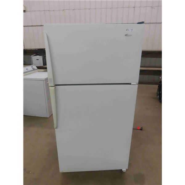 Amana Distinction Fridge with Top Freezer 30" x 33" x 67"